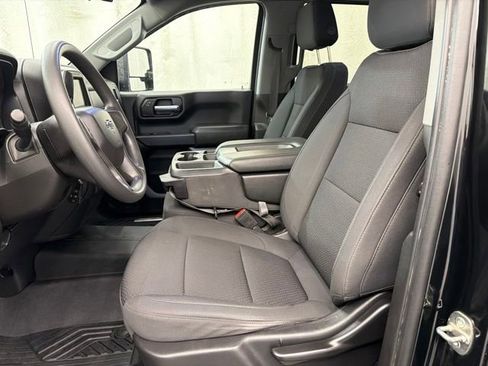 Used 2021 Chevrolet Silverado 1500 Custom Trail Boss w/ Midnight Edition AWD/4WD image 14