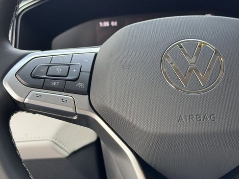 New 2025 Volkswagen Taos S image 4