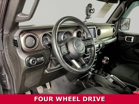 Used 2018 Jeep Wrangler Unlimited Sport S AWD/4WD image 15
