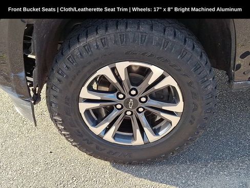 Used 2022 Chevrolet Colorado Z71 AWD/4WD image 16