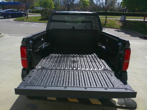 Used 2025 Toyota Tacoma SR5 image 35