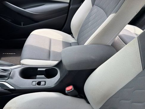 Used 2023 Toyota Corolla LE w/ Carpet Mat Package (TMS) FWD image 12