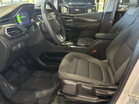 Used 2022 Chevrolet Bolt LT w/ Driver Confidence Package image 40
