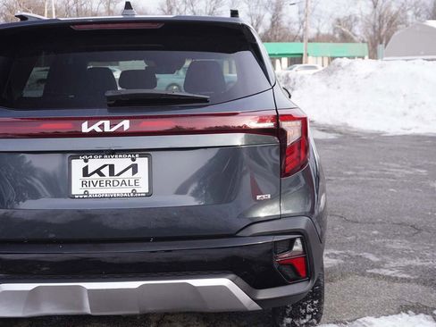Used 2024 Kia Seltos S image 16