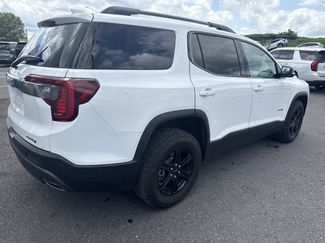 Used 2023 GMC Acadia AT4 AWD/4WD video 3