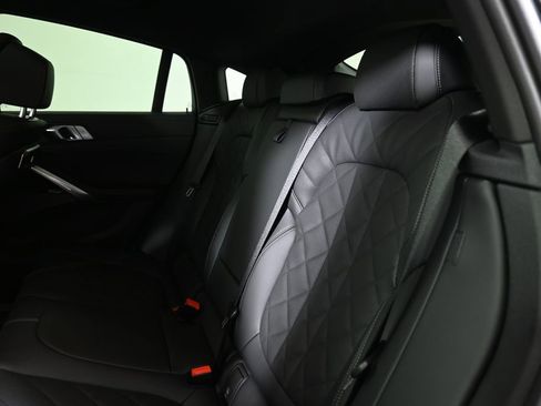 New 2026 BMW X6 xDrive40i w/ Climate Comfort Package image 4