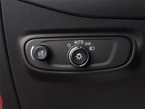 Certified 2023 Chevrolet Equinox RS w/ RS Leather Package image 10