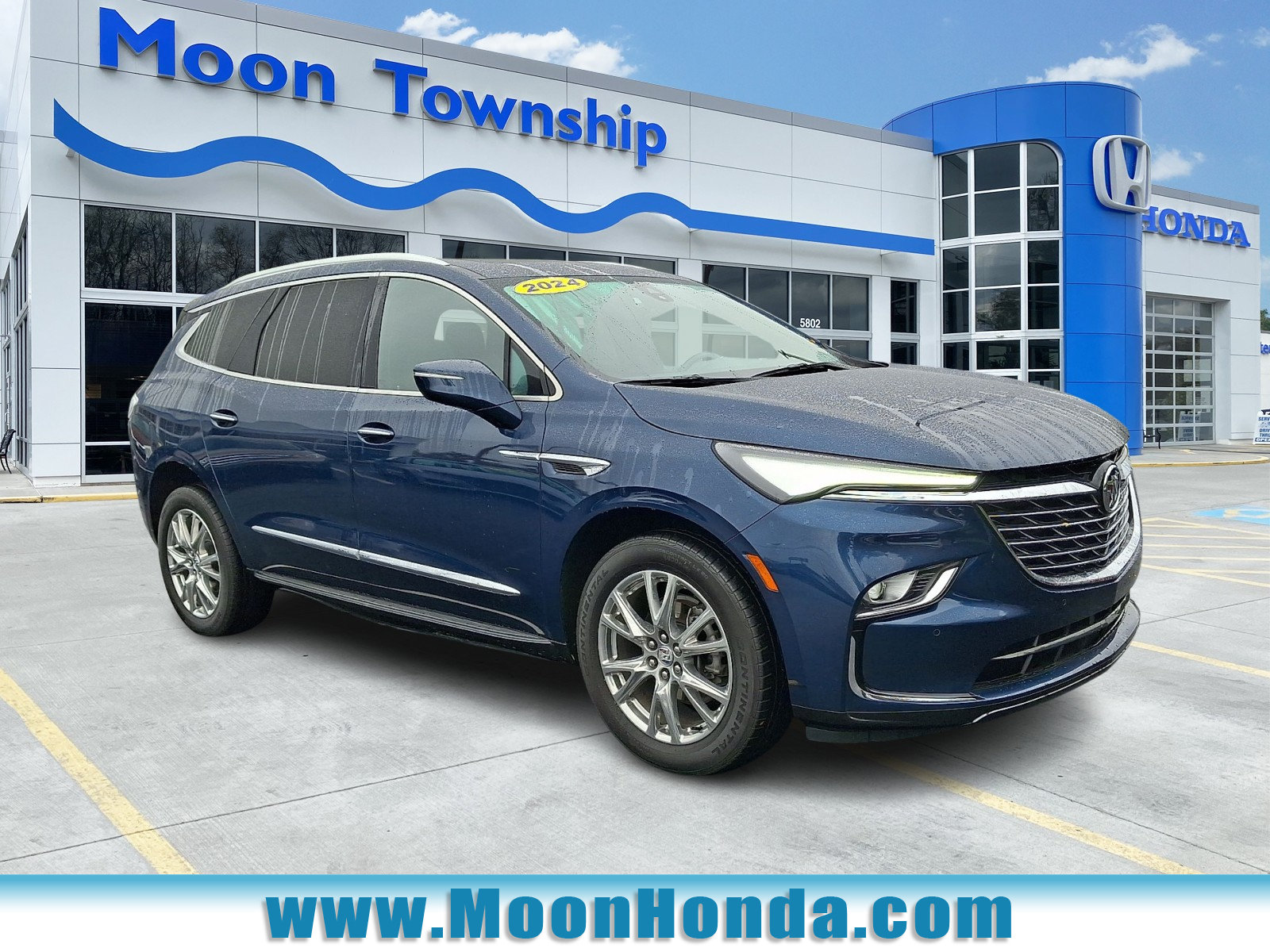 Used 2024 Buick Enclave Premium w/ Experience Buick Package AWD/4WD image 1