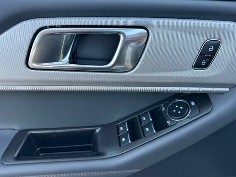 New 2026 Ford Explorer Active w/ Active Comfort Package RWD image 10