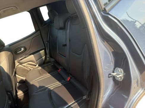 Used 2021 Jeep Renegade Limited AWD/4WD image 8