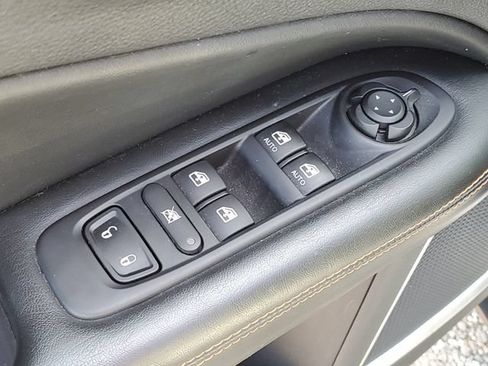 Used 2020 Jeep Compass Limited AWD/4WD image 16