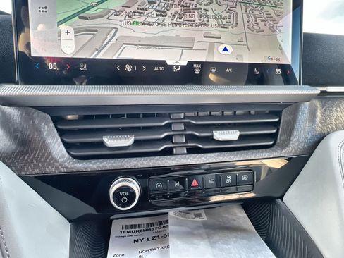 New 2026 Ford Explorer Platinum w/ LUX Leather Package image 21