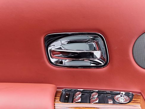 Used 2009 Rolls-Royce Phantom Coupe RWD image 39