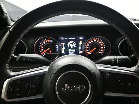 Used 2020 Jeep Gladiator Overland AWD/4WD image 15