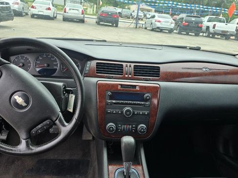 Used 2007 Chevrolet Impala LT FWD image 9