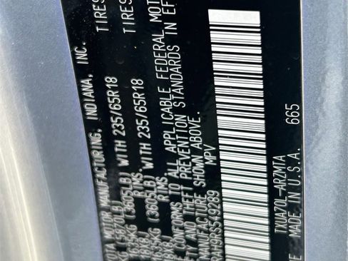 Certified 2024 Toyota Highlander XLE image 29