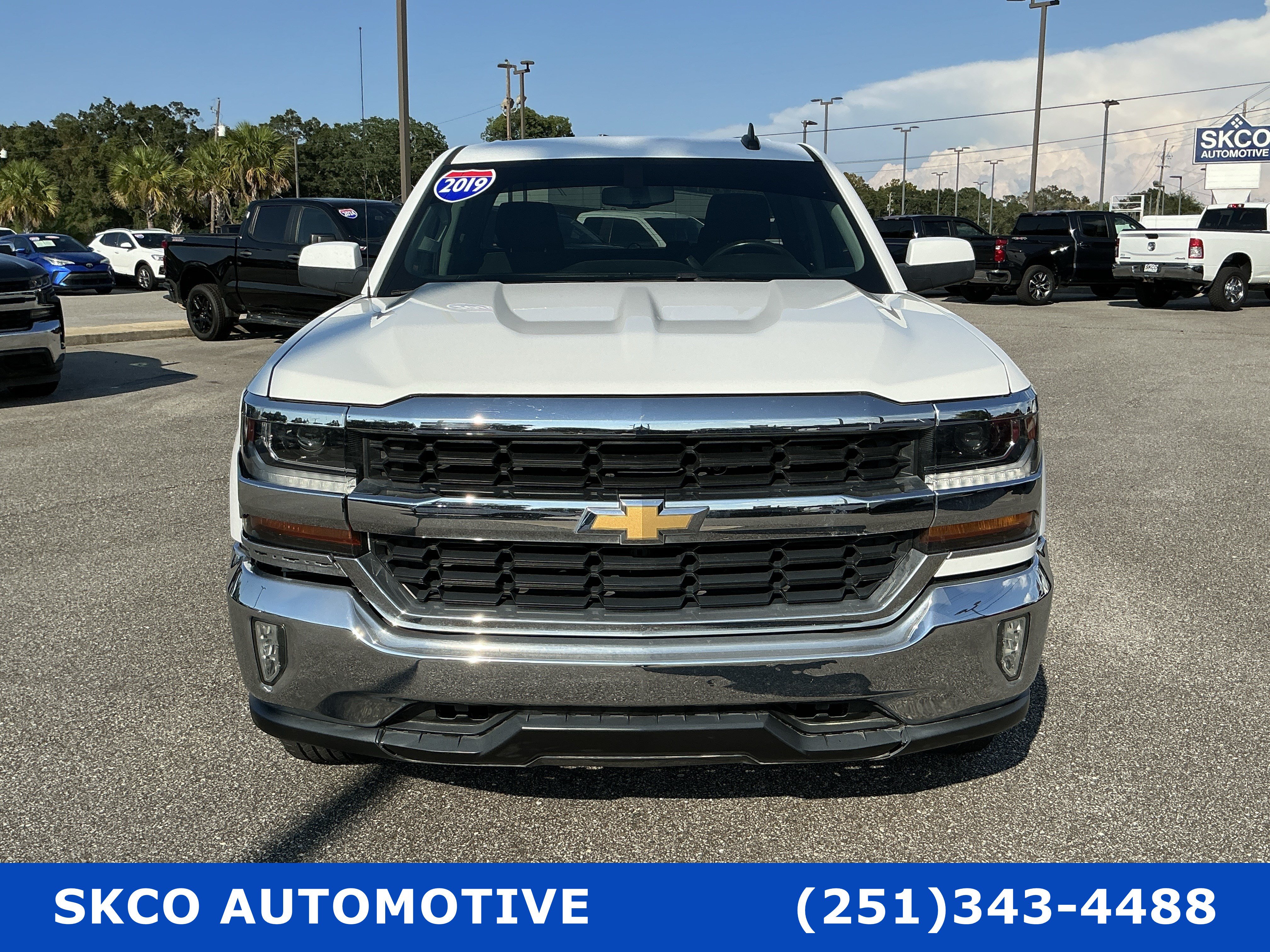Used 2019 Chevrolet Silverado 1500 LT w/ Texas Edition RWD image 8
