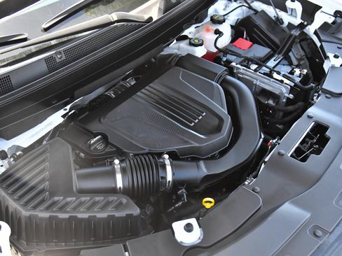 Used 2024 GMC Acadia Elevation FWD image 55