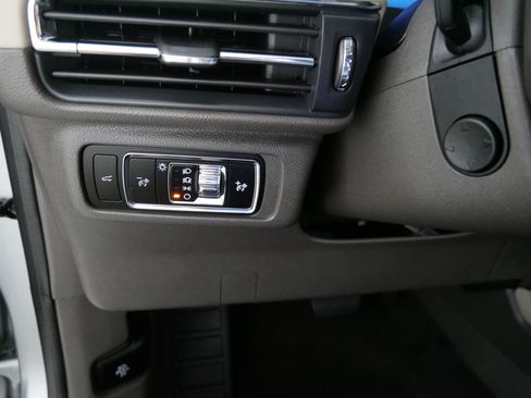 Used 2023 Lincoln Corsair AWD w/ Equipment Group 101A image 26
