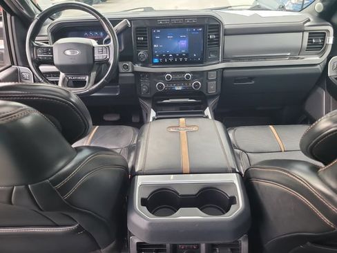 Used 2024 Ford F250 Platinum w/ FX4 Off-Road Package AWD/4WD image 18