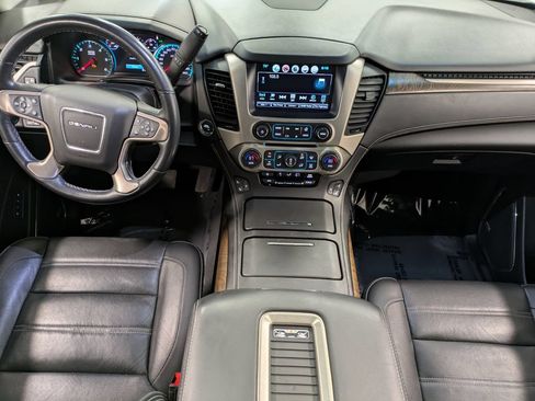 Used 2019 GMC Yukon Denali w/ Open Road Package AWD/4WD image 23