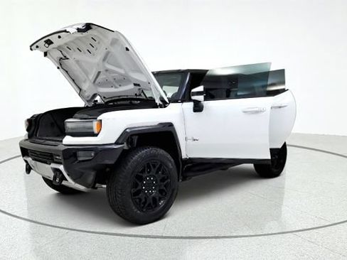 Used 2025 GMC Hummer EV 2X AWD/4WD image 14