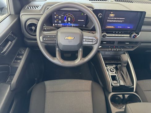 New 2026 Chevrolet Colorado W/T w/ WT Custom Package AWD/4WD image 18