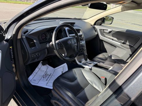 Used 2010 Volvo XC60 3.2 image 12