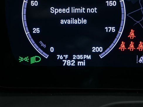 Certified 2025 Porsche Panamera image 12