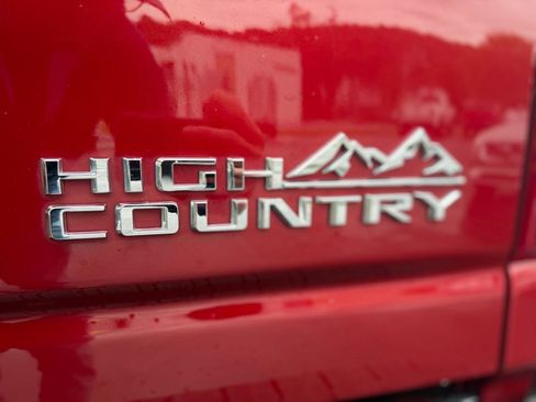 Used 2020 Chevrolet Silverado 2500 High Country w/ Z71 Off-Road Package AWD/4WD image 10