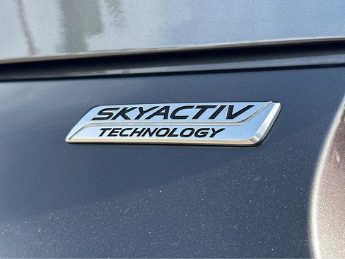 Used 2018 MAZDA MX-5 Miata Grand Touring image 36