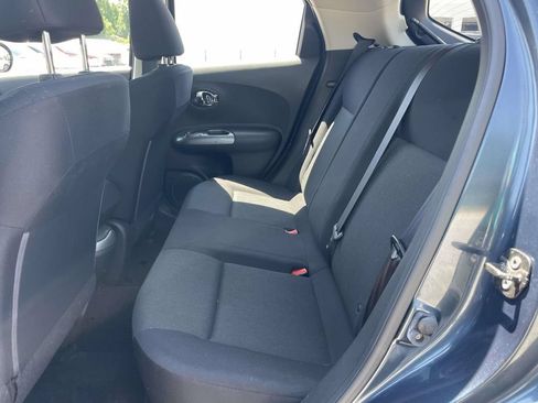 Used 2014 Nissan Juke S FWD image 11