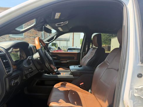 Used 2019 RAM 3500 Limited AWD/4WD image 14