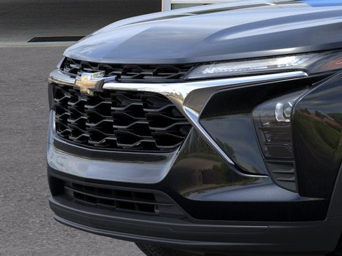 New 2026 Chevrolet Trax LS w/ LS Convenience Package FWD image 37