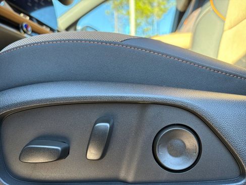 New 2026 Chevrolet Equinox ACTIV w/ Convenience Package III image 15