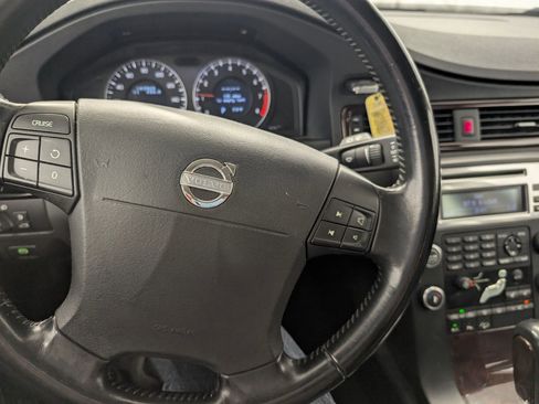 Used 2008 Volvo XC70 3.2 image 13