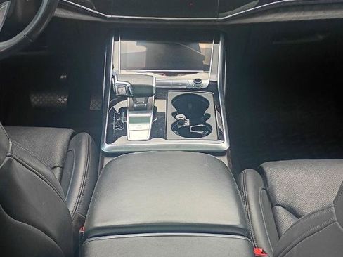 Used 2021 Audi Q8 Prestige AWD/4WD image 14