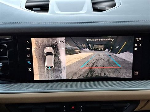 Used 2024 Porsche Cayenne image 25