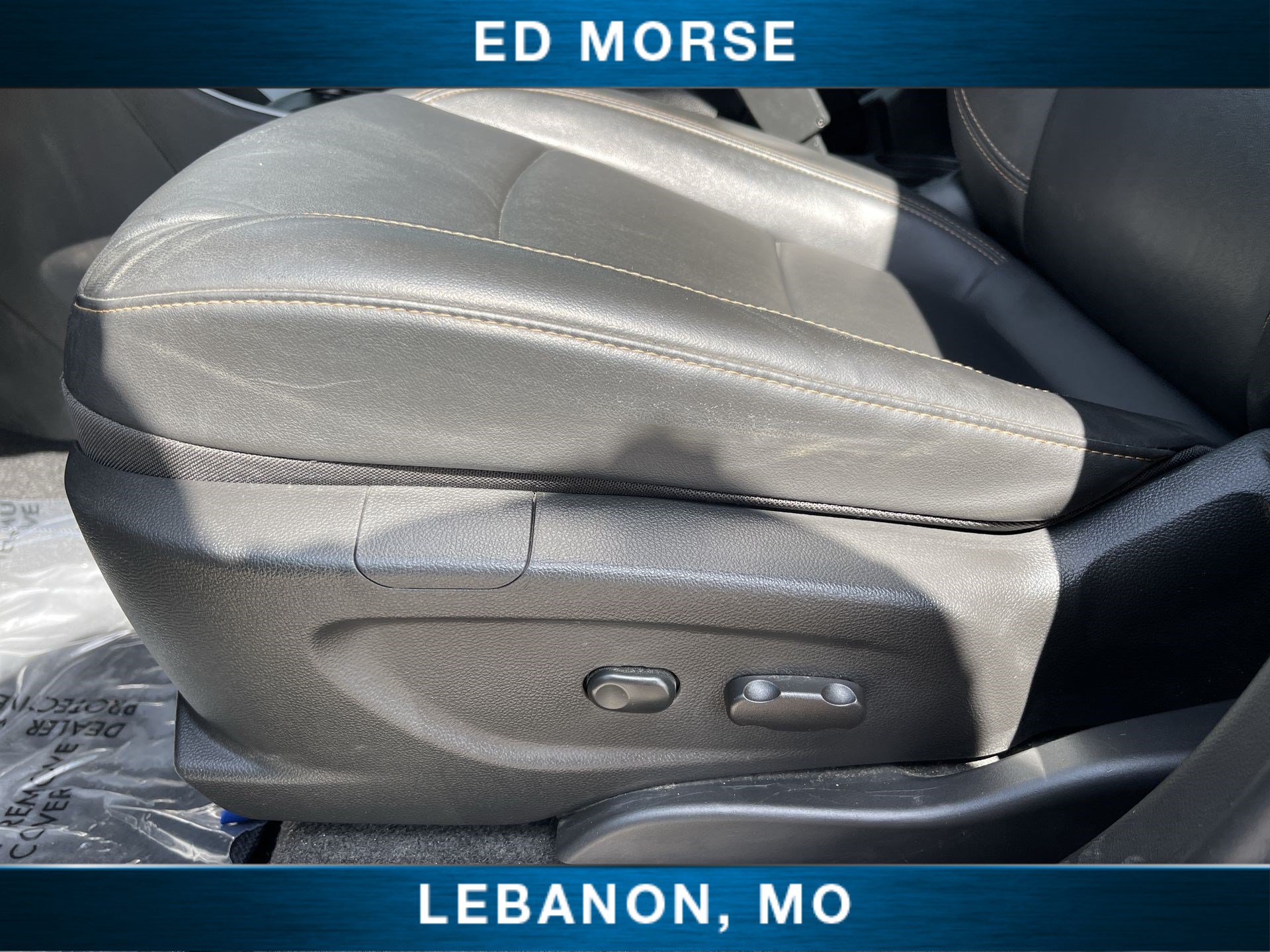 Certified 2022 Chevrolet Trax LT w/ Premium Seat Package AWD/4WD image 32