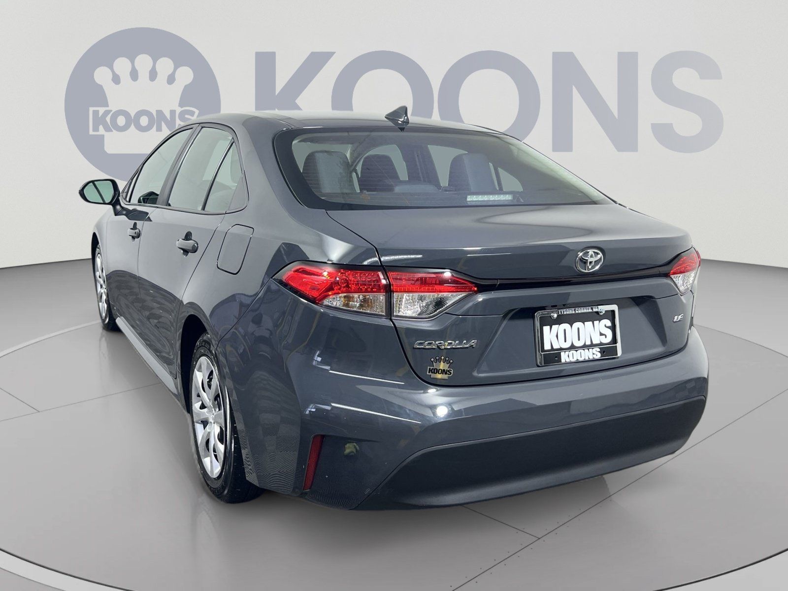 Used 2025 Toyota Corolla LE FWD image 4