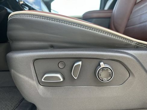 Certified 2025 GMC Sierra 1500 Denali Ultimate AWD/4WD image 16