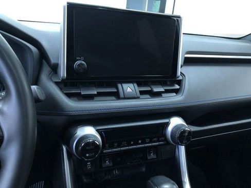 Certified 2023 Toyota RAV4 SE image 27