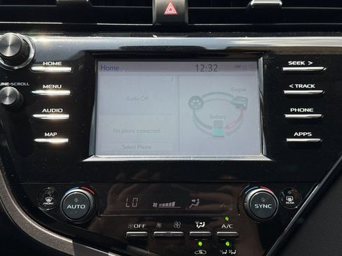 Certified 2019 Toyota Camry LE FWD image 21