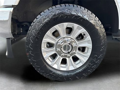 Used 2021 Ford F250 XLT image 16