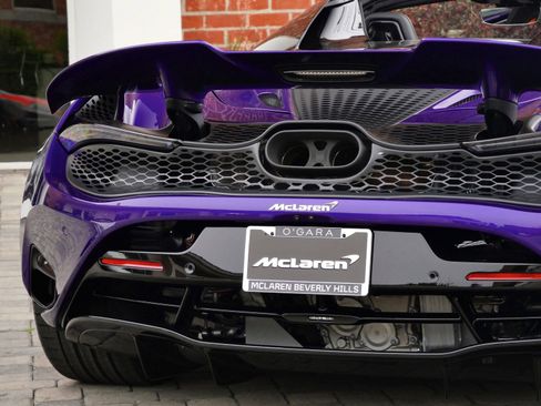 New 2026 McLaren 750S Spider RWD image 19
