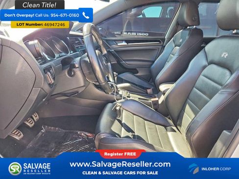 Used 2017 Volkswagen Golf 4-Door image 9