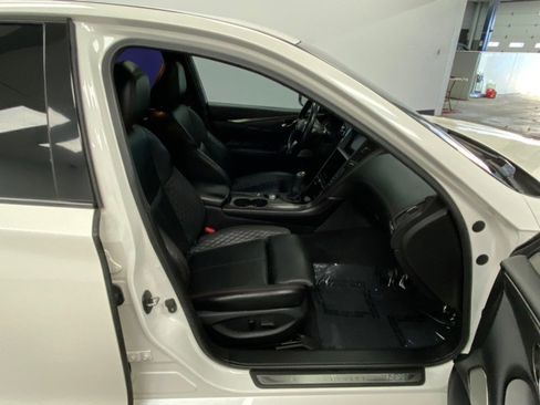 Used 2021 INFINITI Q50 Red Sport 400 w/ Proactive Package image 19