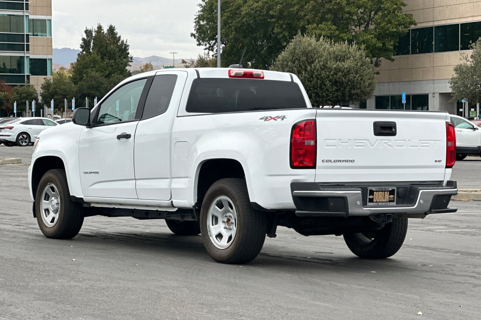 Used 2021 Chevrolet Colorado W/T w/ WT Convenience Package AWD/4WD image 6