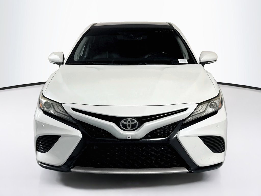 Used 2019 Toyota Camry XSE w/ Driver Assist Package FWD image 2