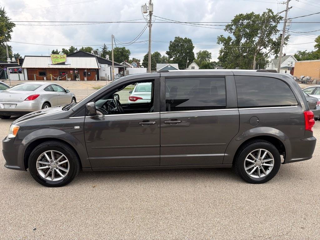 Used 2014 Dodge Grand Caravan SXT FWD image 5